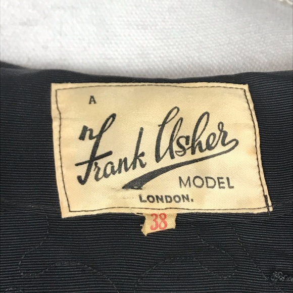 Vintage Frank Usher black cropped raised pattern short sleeve tie front jacket - Picture 11 of 11